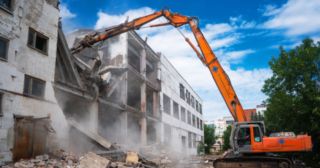 Промышленный демонтаж зданий Красногорск, цена от 2973 руб.