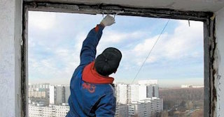 Демонтаж остекления балкона в Красногорске - цена от 574 руб. - Сварной-Крр